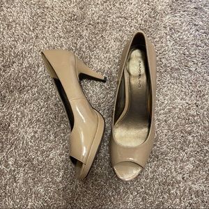 FAUX LEATHER NUDE HEELS